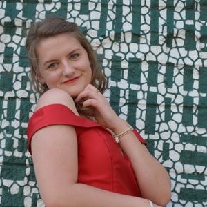 Meet your Posher, Kenzie